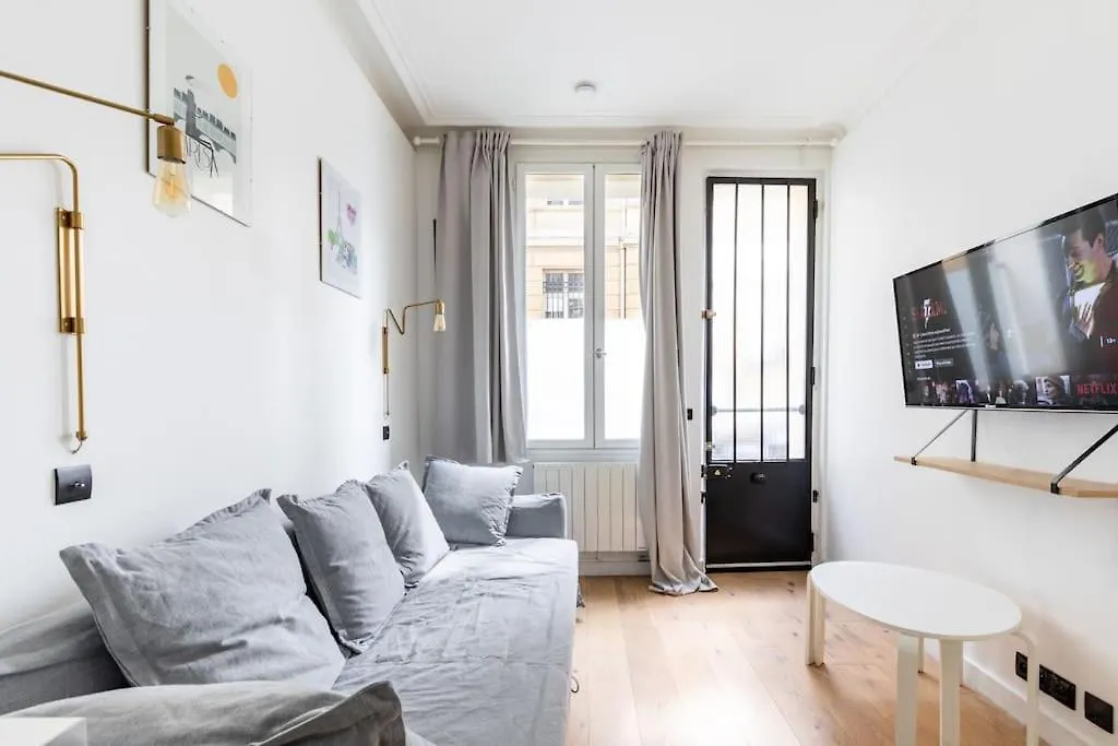 Gaite Montparnasse : Magnifique Studio Paris Apartamento